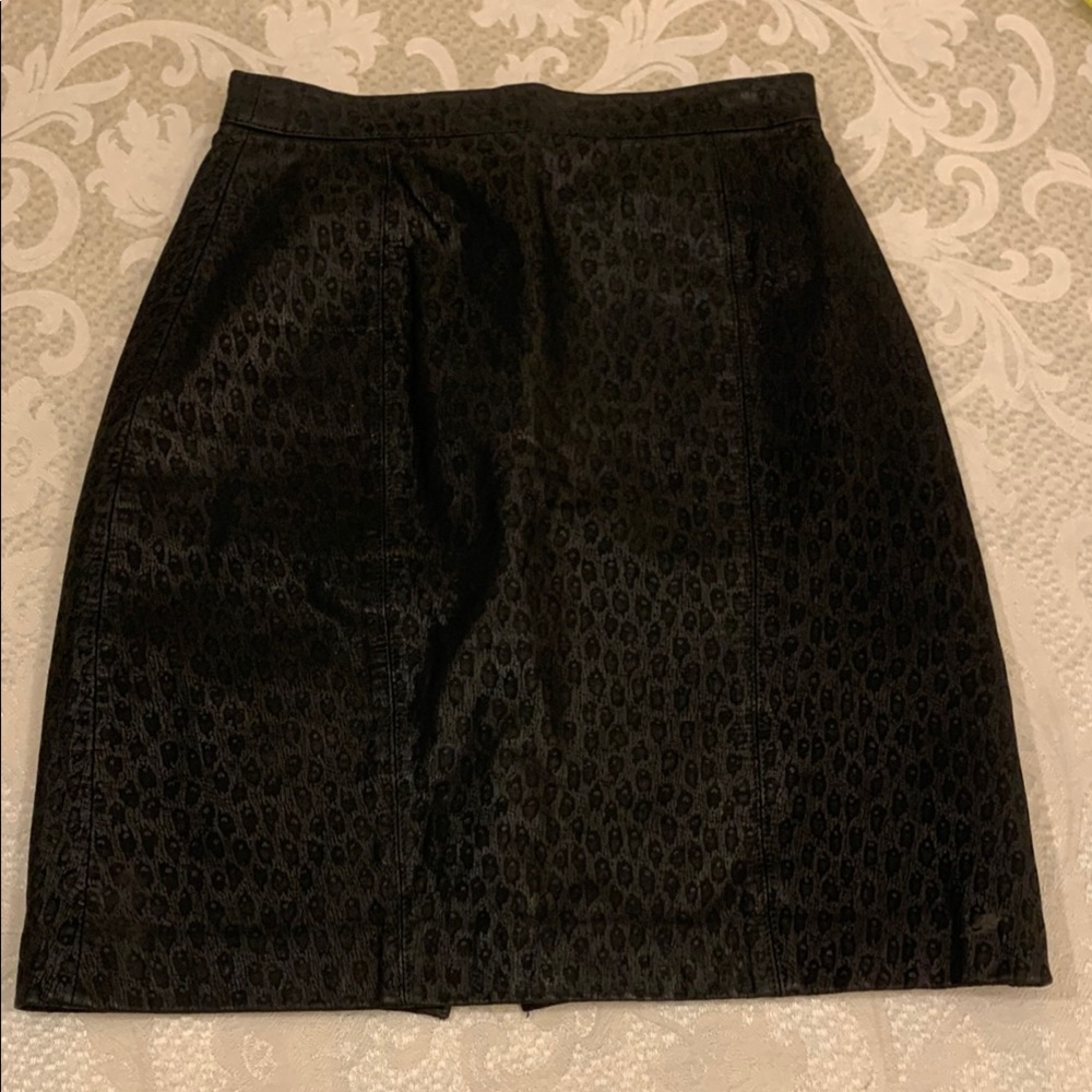 Cedars elegant Black Leather Women's mini Skirt
